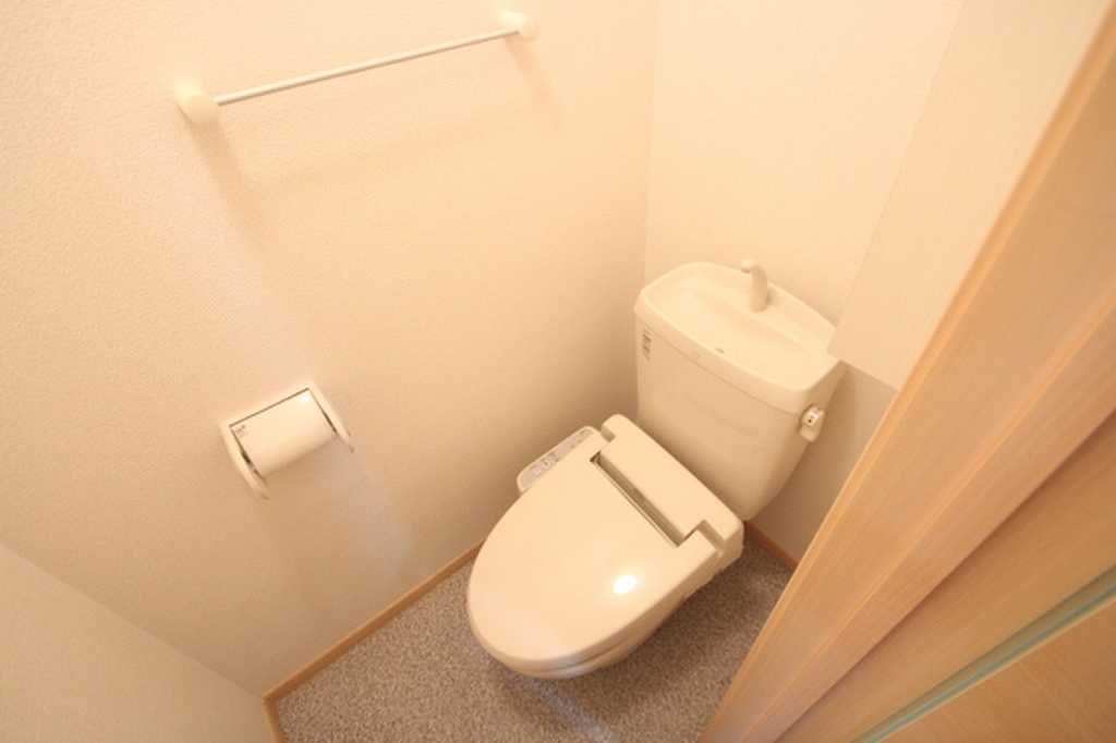 (5/22) トイレ (5/22) トイレ