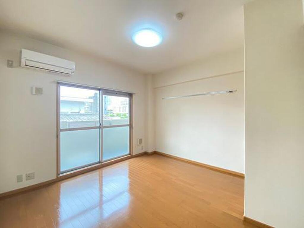 (2/15) *他の部屋の写真を使用しています。 (2/15) *他の部屋の写真を使用しています。