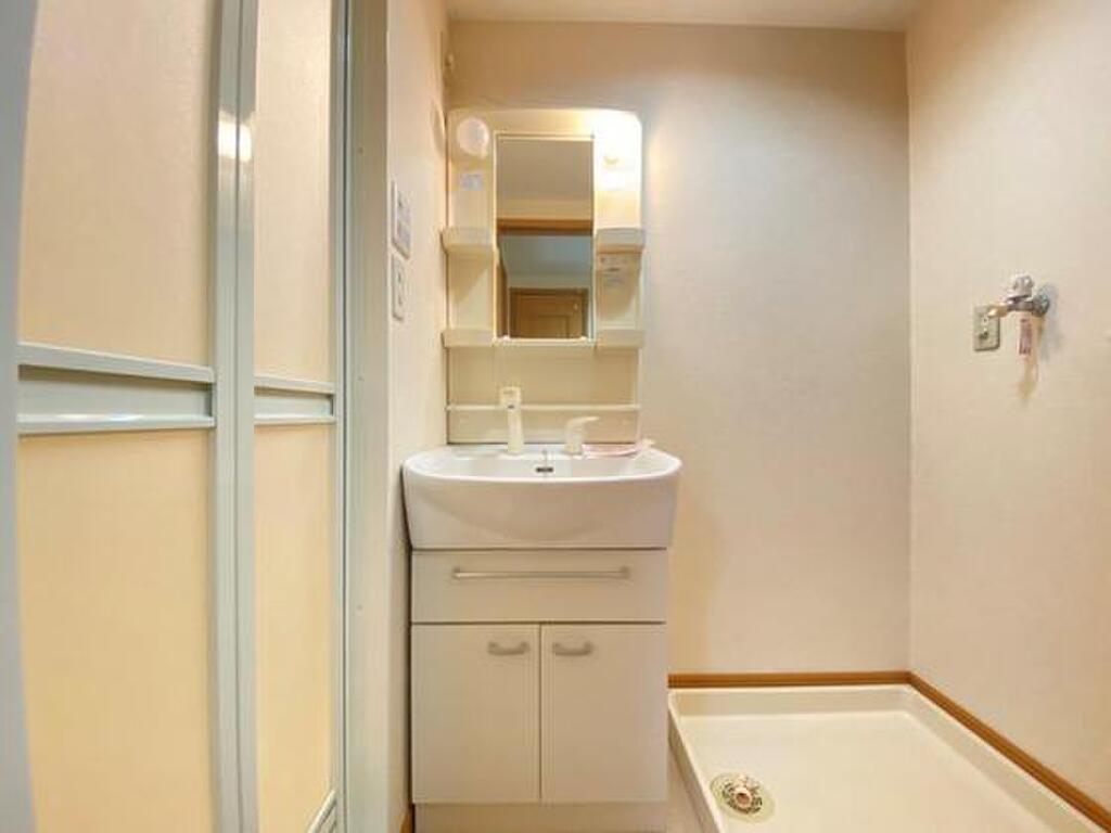 (6/15) *他の部屋の写真を使用しています。 (6/15) *他の部屋の写真を使用しています。