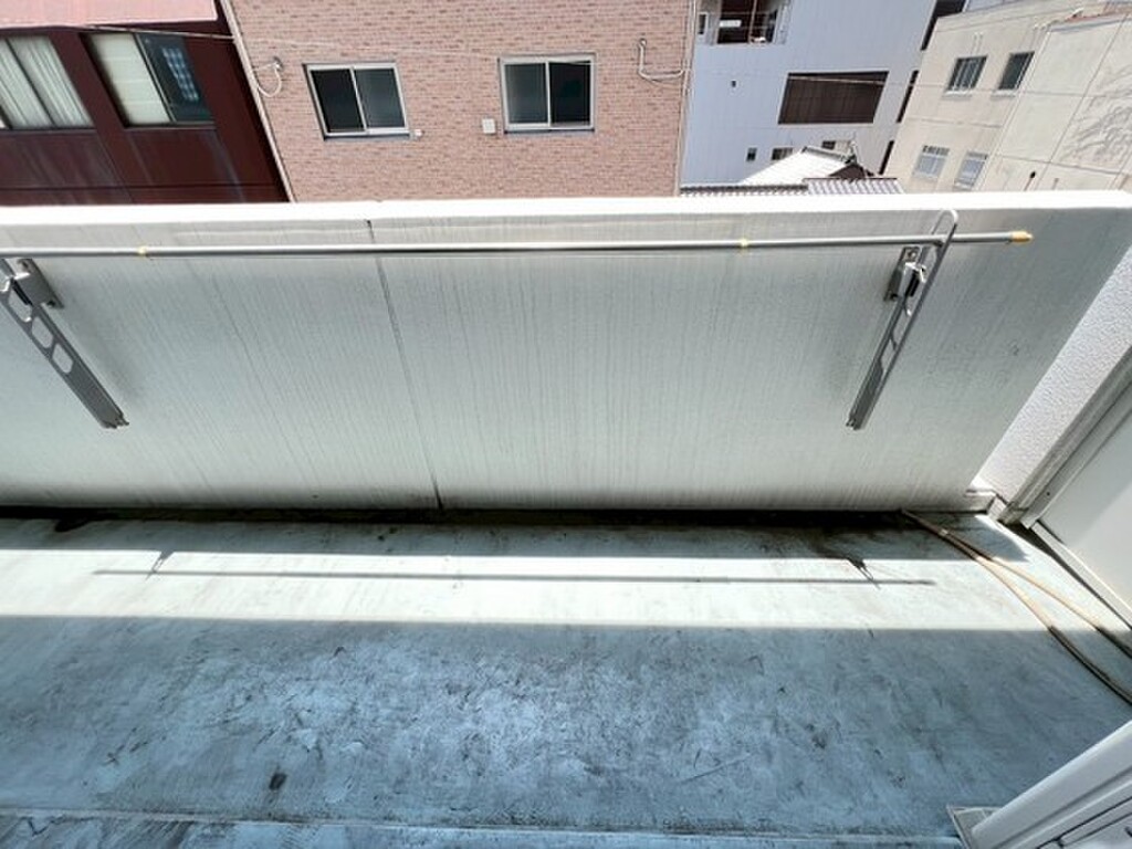 (12/25) バルコニー