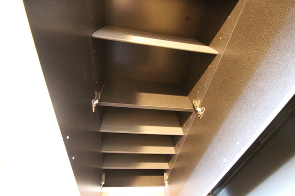 (12/24) 玄関 (12/24) 玄関