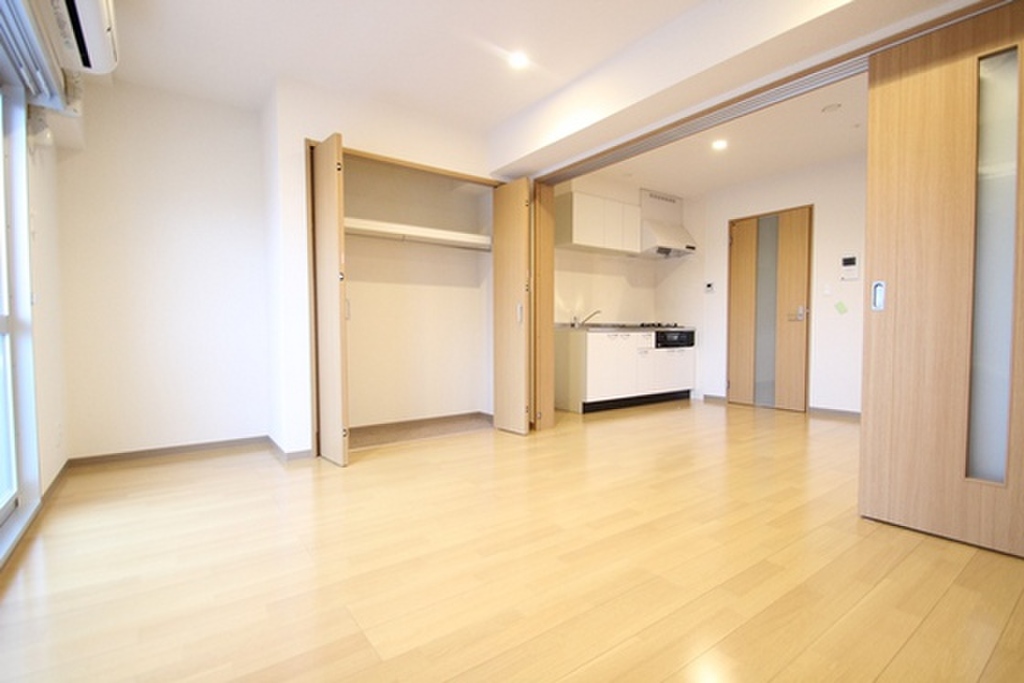 (2/24) 居室・リビング (2/24) 居室・リビング