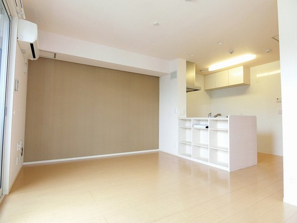 (2/24) 居室・リビング (2/24) 居室・リビング