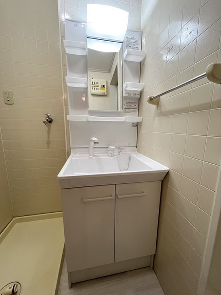 (16/28) 洗面所 (16/28) 洗面所