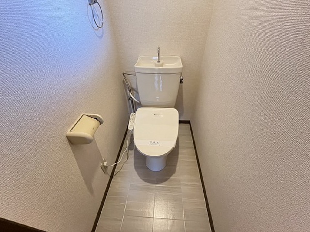 (5/28) トイレ (5/28) トイレ