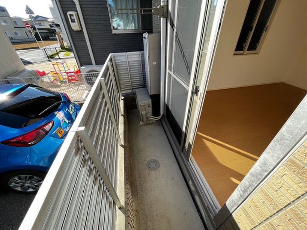 (13/26) バルコニー (13/26) バルコニー