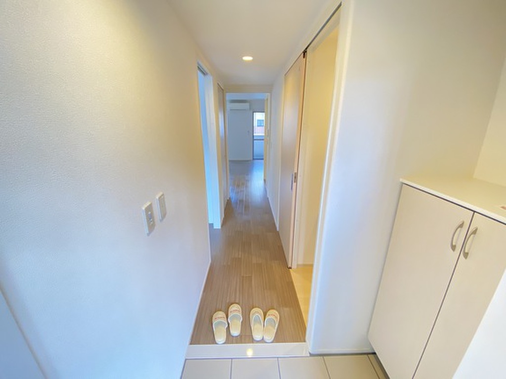 (10/25) 玄関 (10/25) 玄関