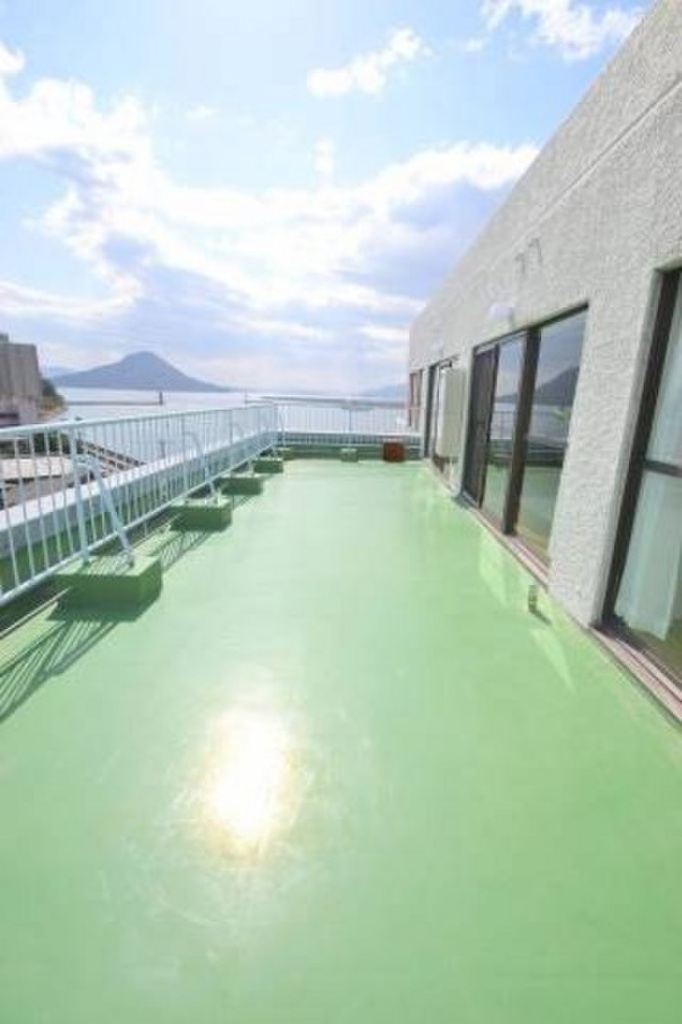 (8/14) バルコニー (8/14) バルコニー