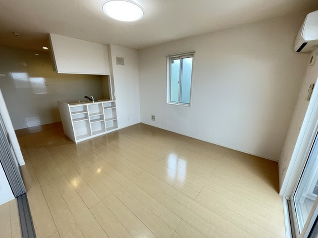 (2/24) 居室・リビング (2/24) 居室・リビング