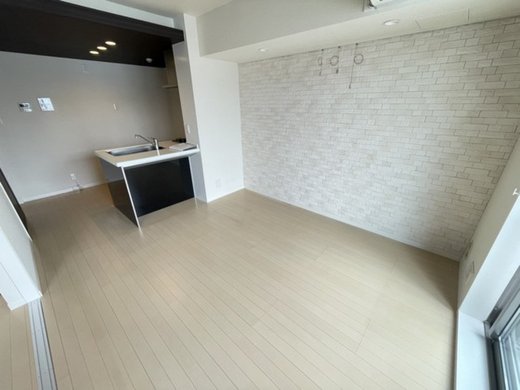 (2/24) 居室・リビング (2/24) 居室・リビング