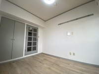 ヴィラブランシュ庚午中