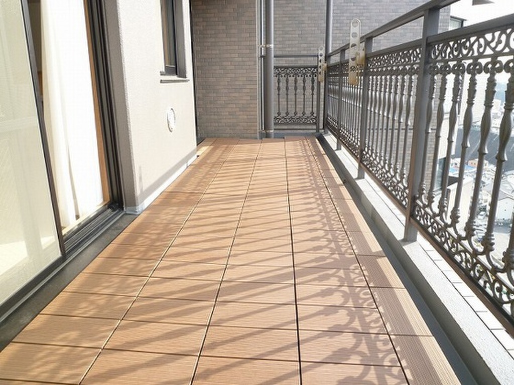 (11/20) バルコニー (11/20) バルコニー