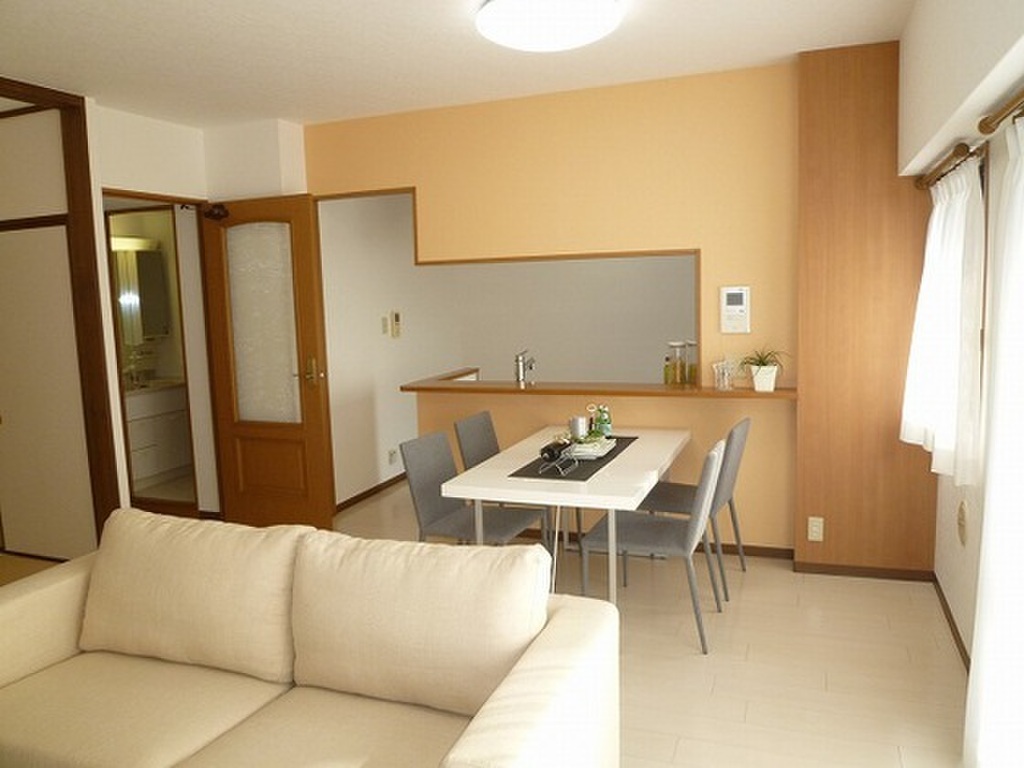 (2/20) 居室・リビング (2/20) 居室・リビング