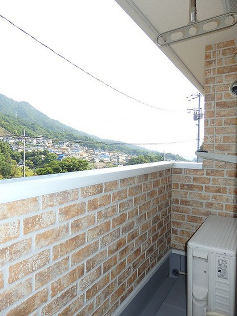 (13/22) バルコニー