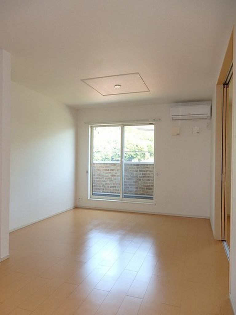 (2/22) 居室・リビング