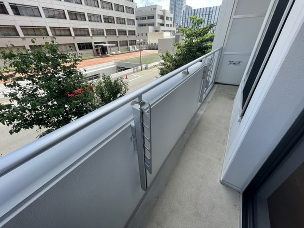 (11/22) バルコニー (11/22) バルコニー