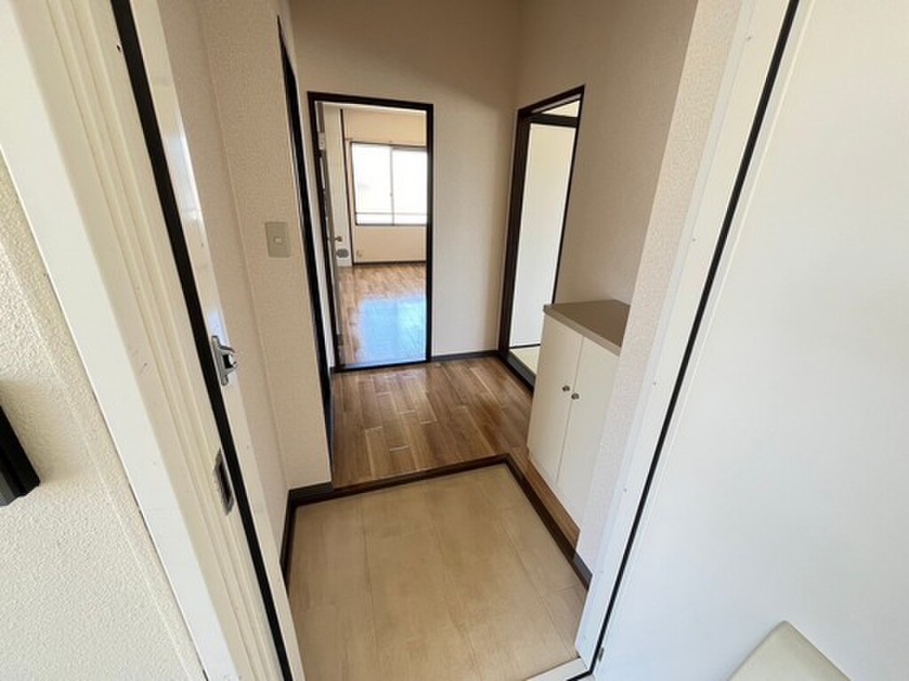 (9/29) 玄関 (9/29) 玄関