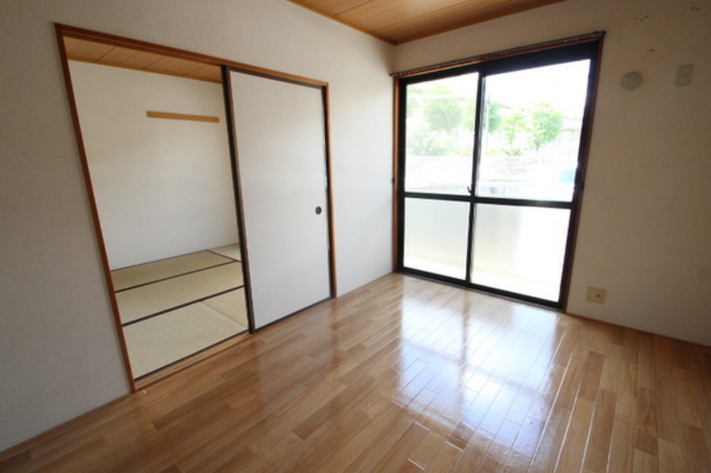 (8/17) ※別部屋の写真です (8/17) ※別部屋の写真です