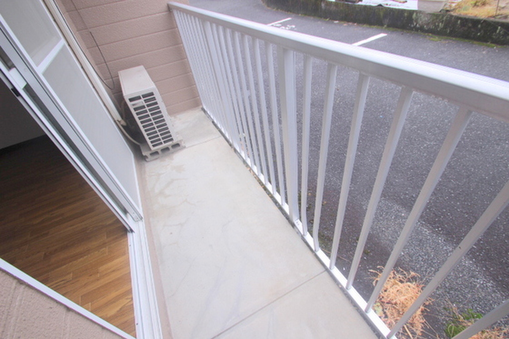 (7/12) バルコニー (7/12) バルコニー