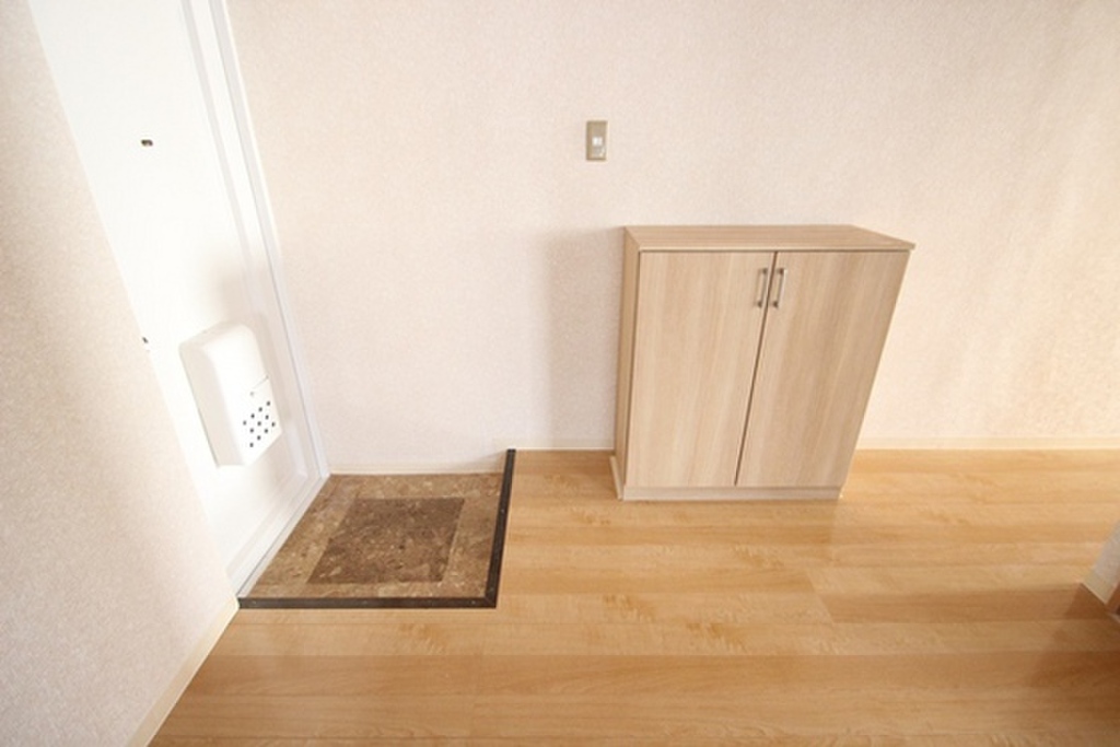 (9/19) 玄関