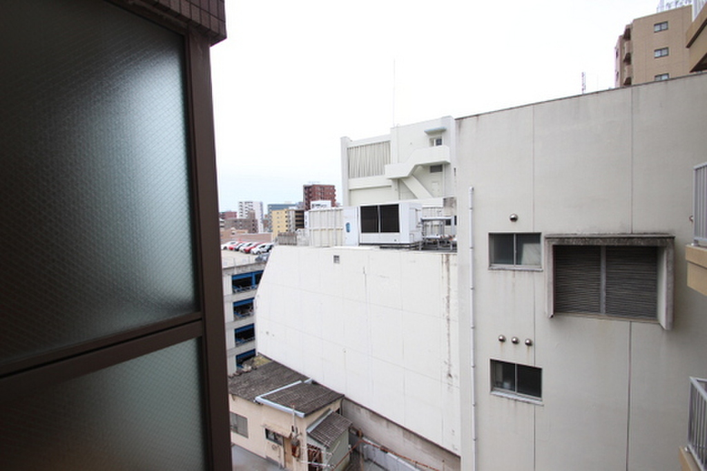 (13/23) 眺望 (13/23) 眺望