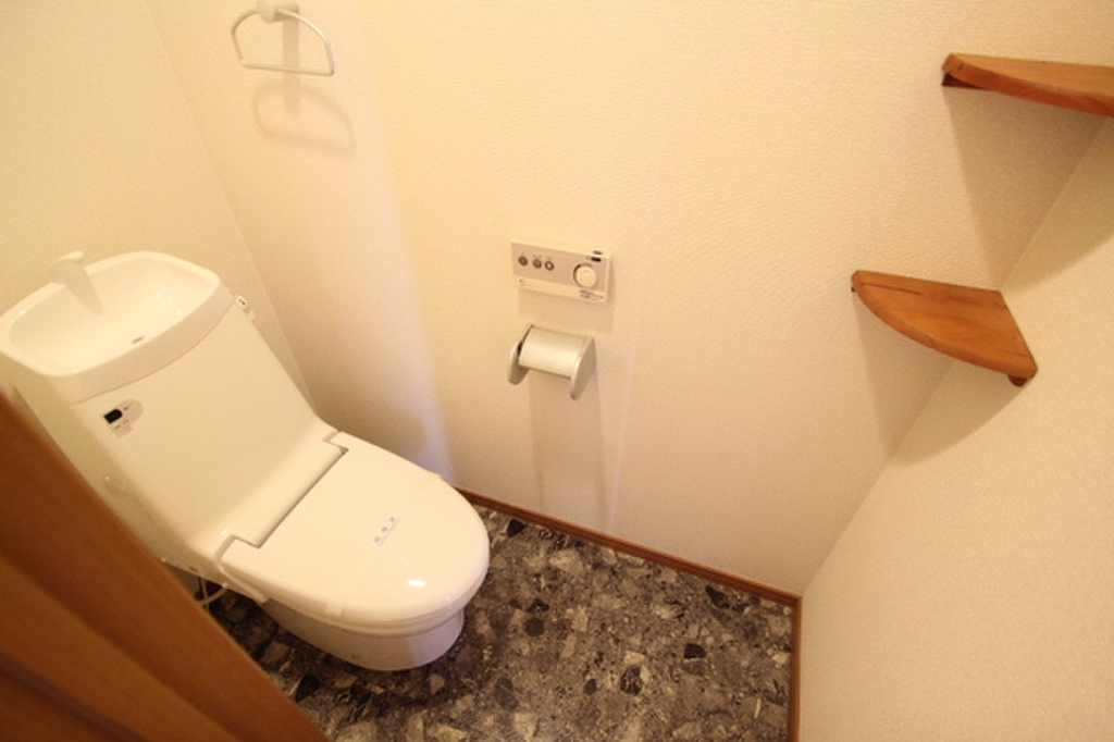 (5/23) トイレ (5/23) トイレ