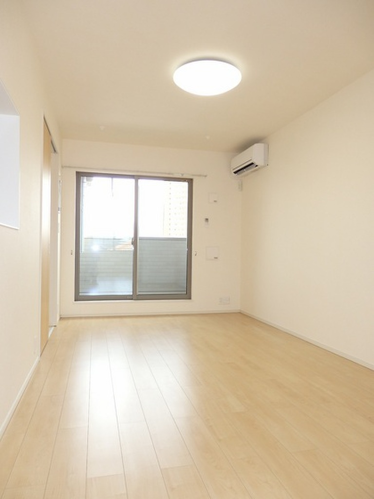 (2/24) 居室・リビング (2/24) 居室・リビング