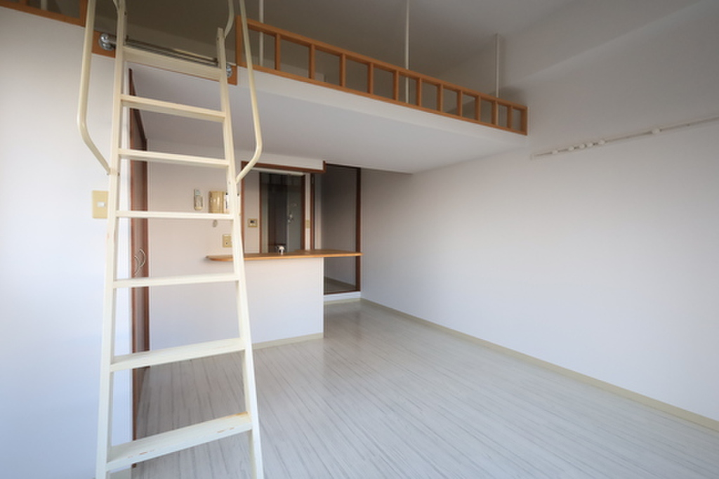 (5/21) 居室・リビング (5/21) 居室・リビング