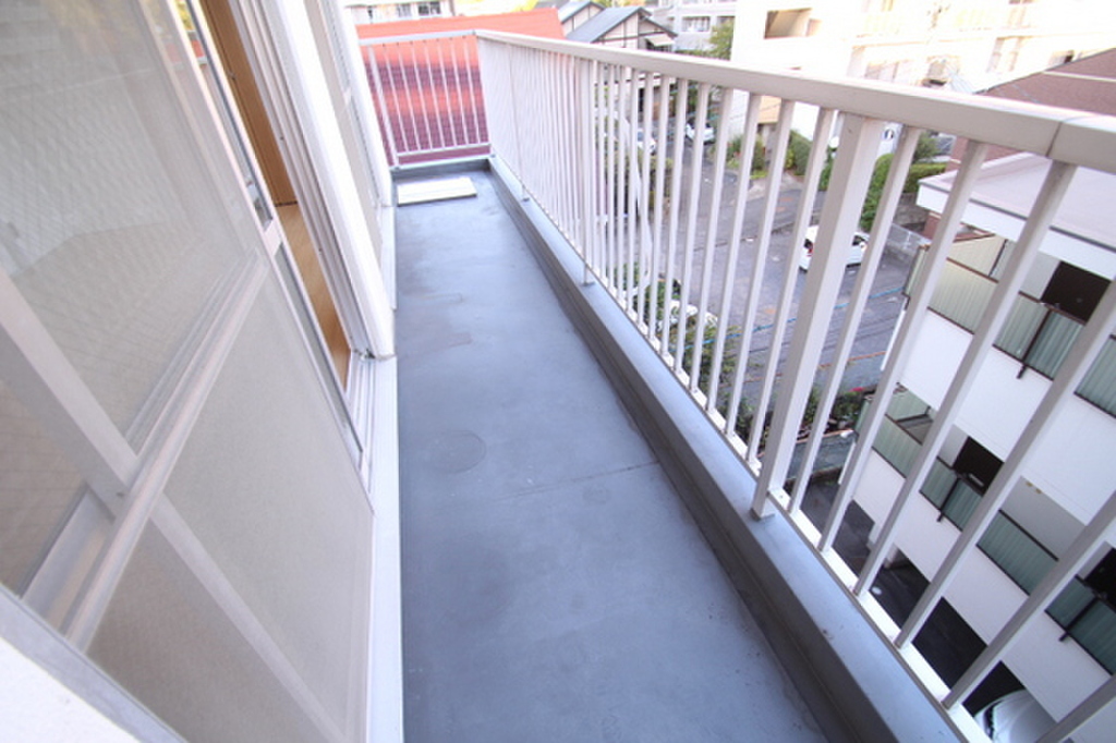 (8/22) バルコニー (8/22) バルコニー