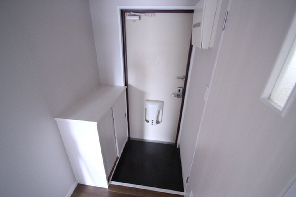 (10/21) 玄関 (10/21) 玄関