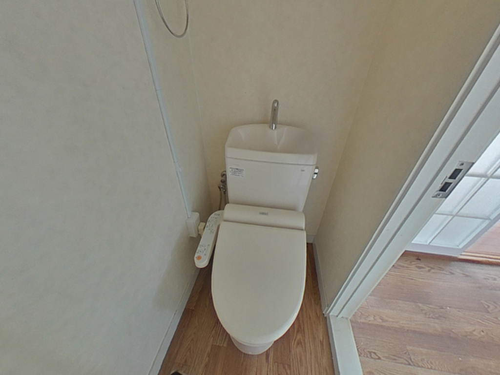 (5/20) トイレ (5/20) トイレ