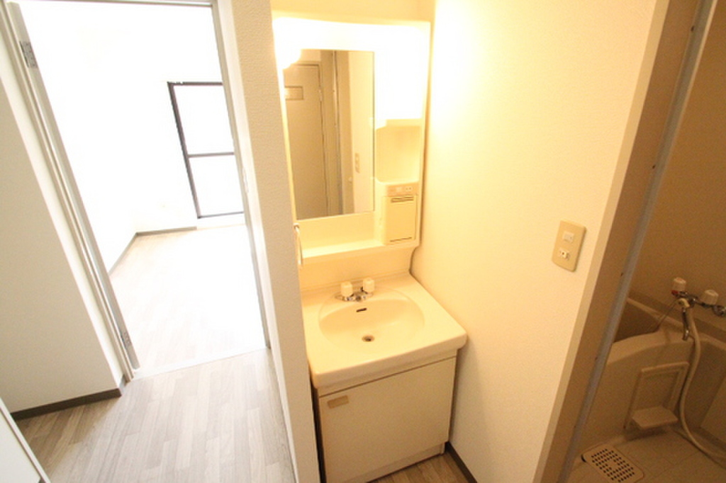 (8/22) 洗面所 (8/22) 洗面所