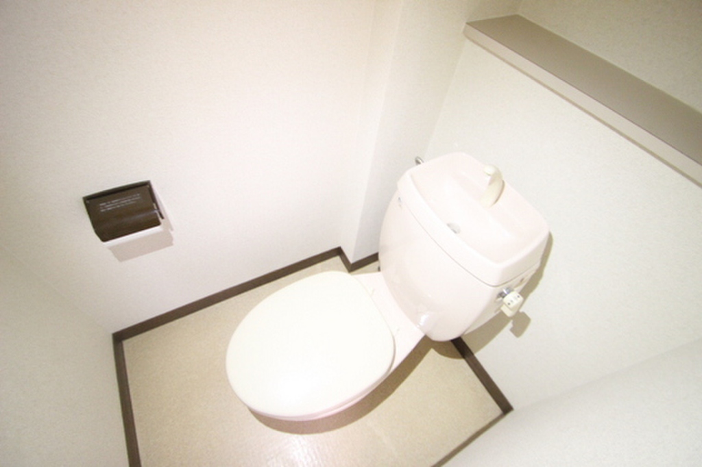 (8/21) トイレ (8/21) トイレ