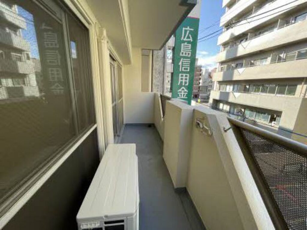 (10/24) バルコニー (10/24) バルコニー