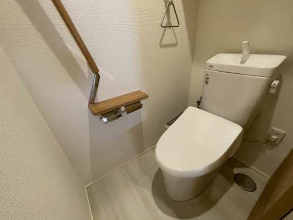 (8/24) トイレ (8/24) トイレ