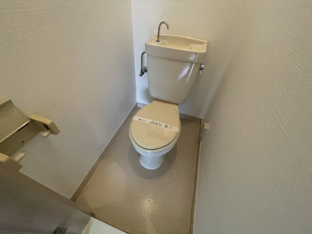 (5/20) トイレ (5/20) トイレ