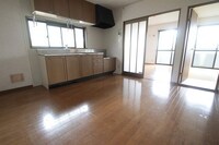 ドルフ井口台A棟