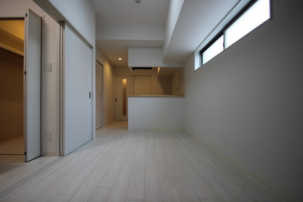 (5/18) 居室・リビング (5/18) 居室・リビング