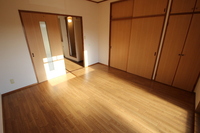 サンファミール緑井