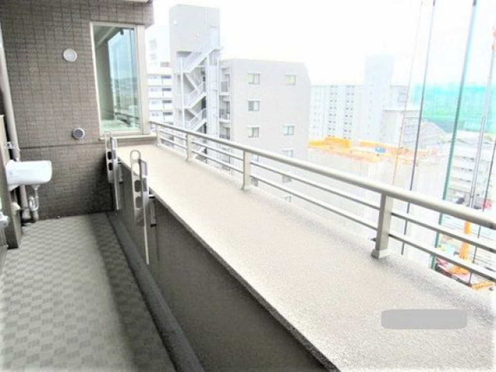 (8/19) バルコニー (8/19) バルコニー