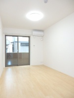 プラシード オオマチ