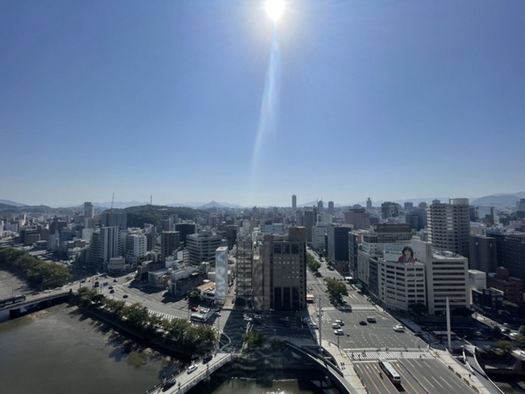 (13/29) 眺望 (13/29) 眺望