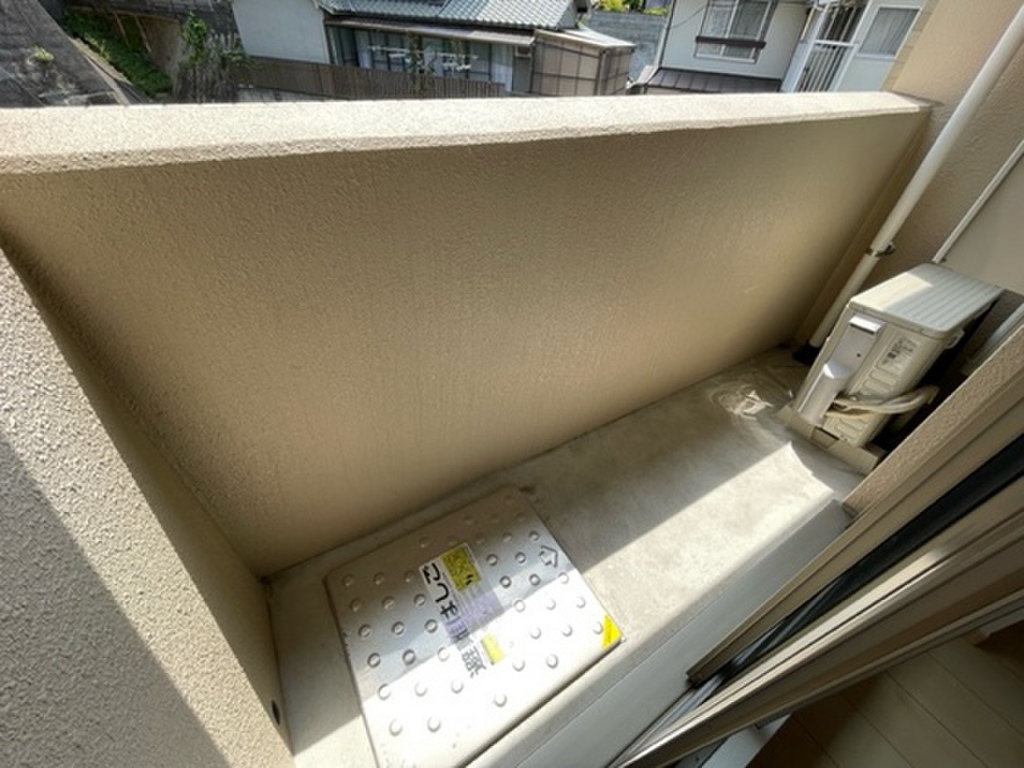 (12/23) バルコニー (12/23) バルコニー