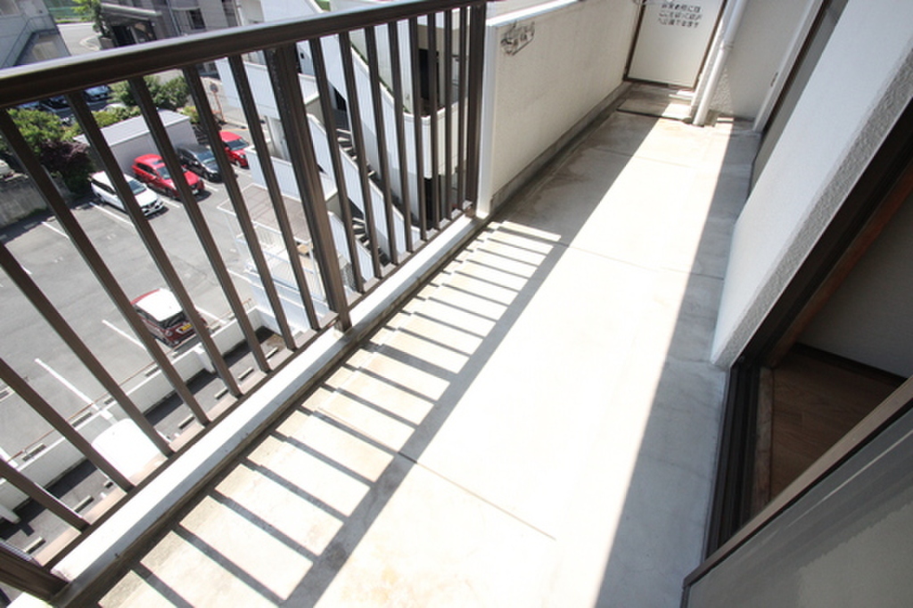 (12/25) バルコニー (12/25) バルコニー