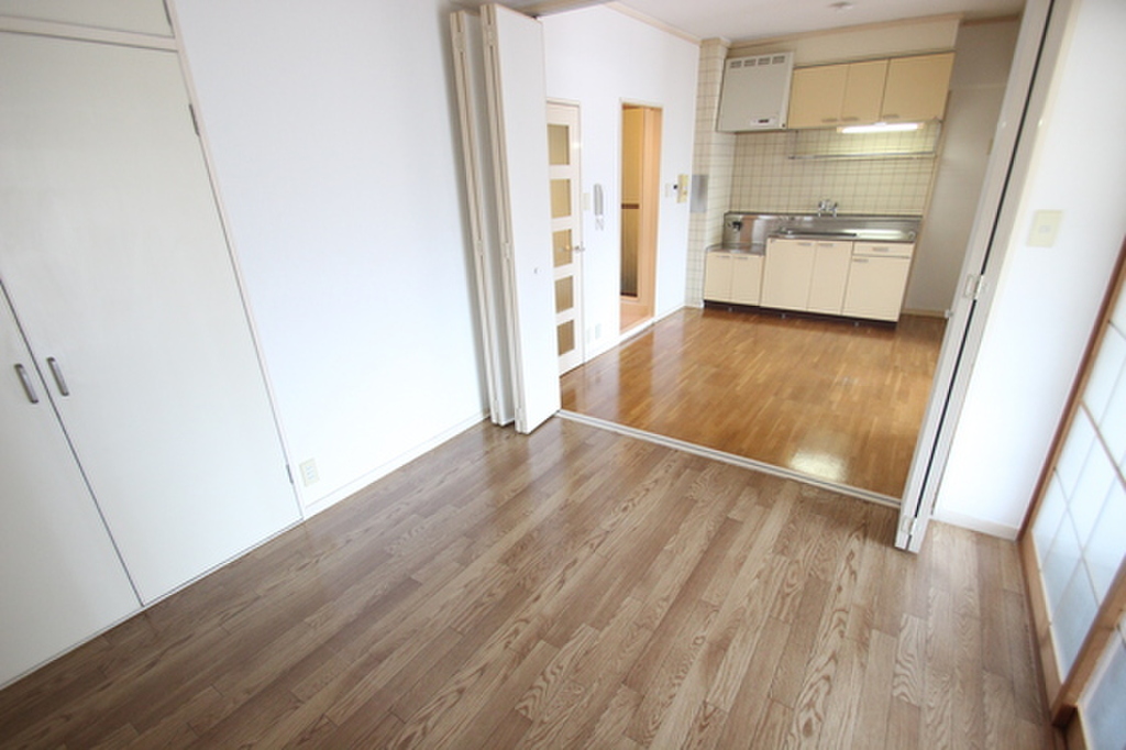 (2/25) 居室・リビング (2/25) 居室・リビング