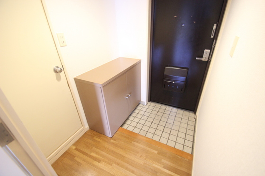 (7/25) 玄関 (7/25) 玄関