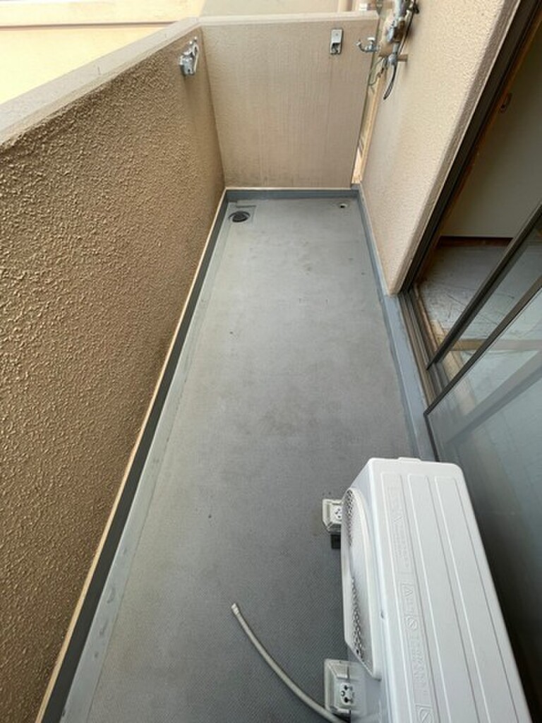 (13/26) バルコニー (13/26) バルコニー