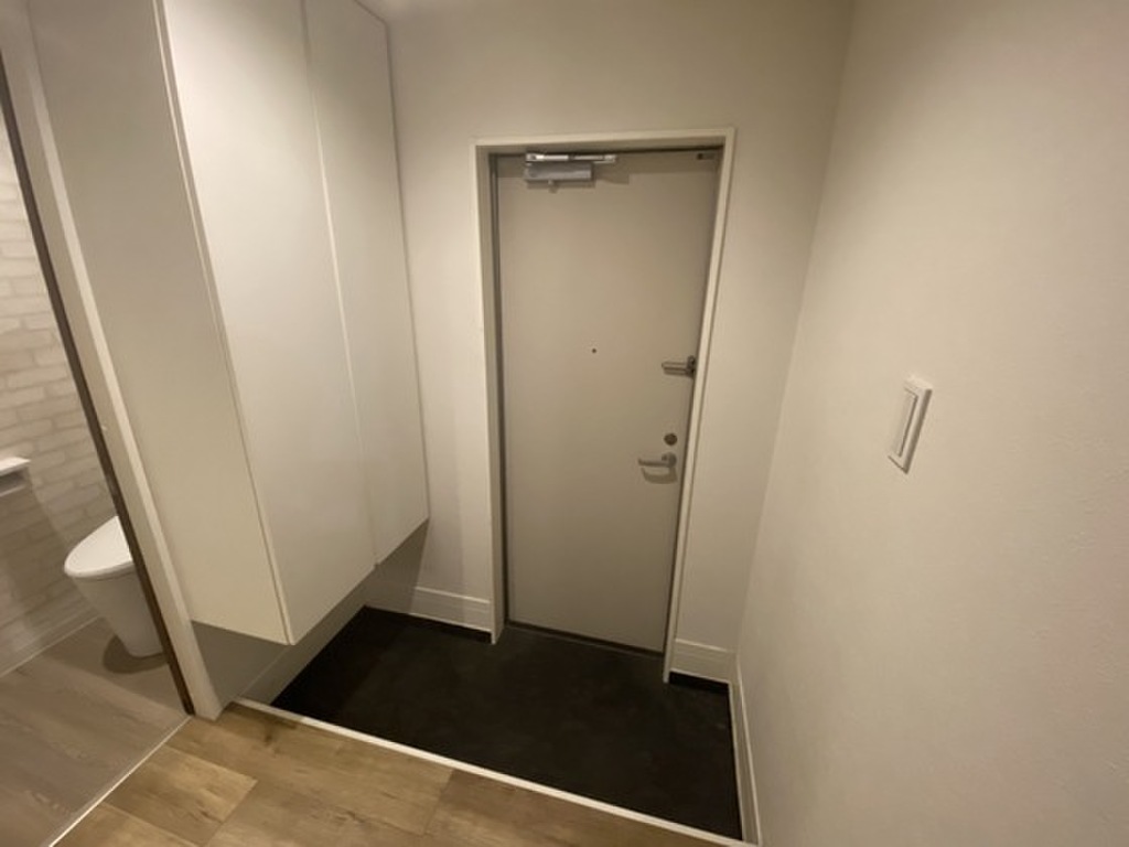 (10/23) 玄関 (10/23) 玄関