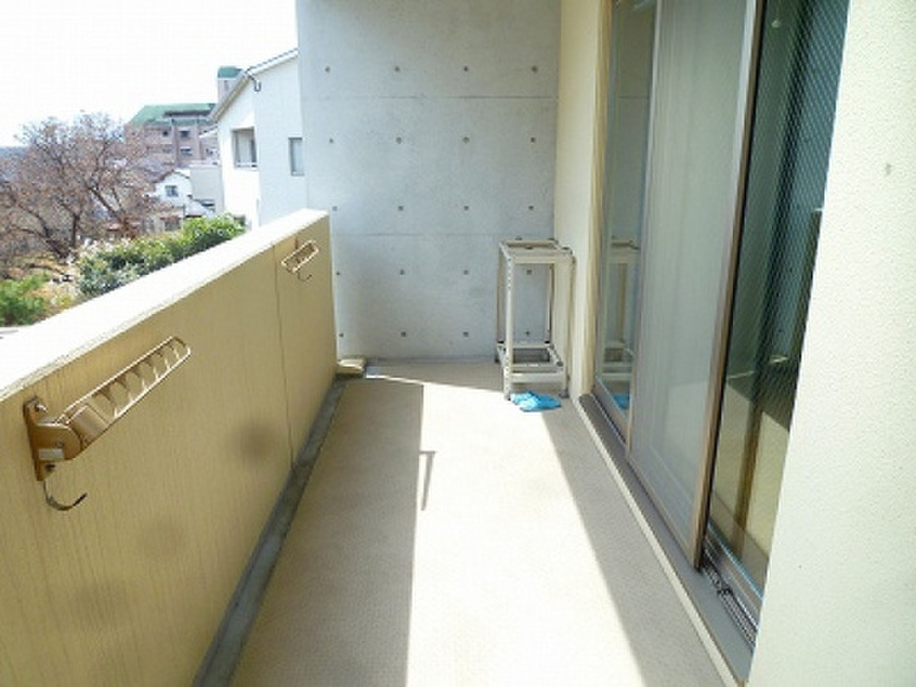 (7/16) バルコニー (7/16) バルコニー