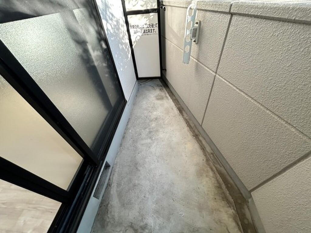 (11/24) バルコニー (11/24) バルコニー